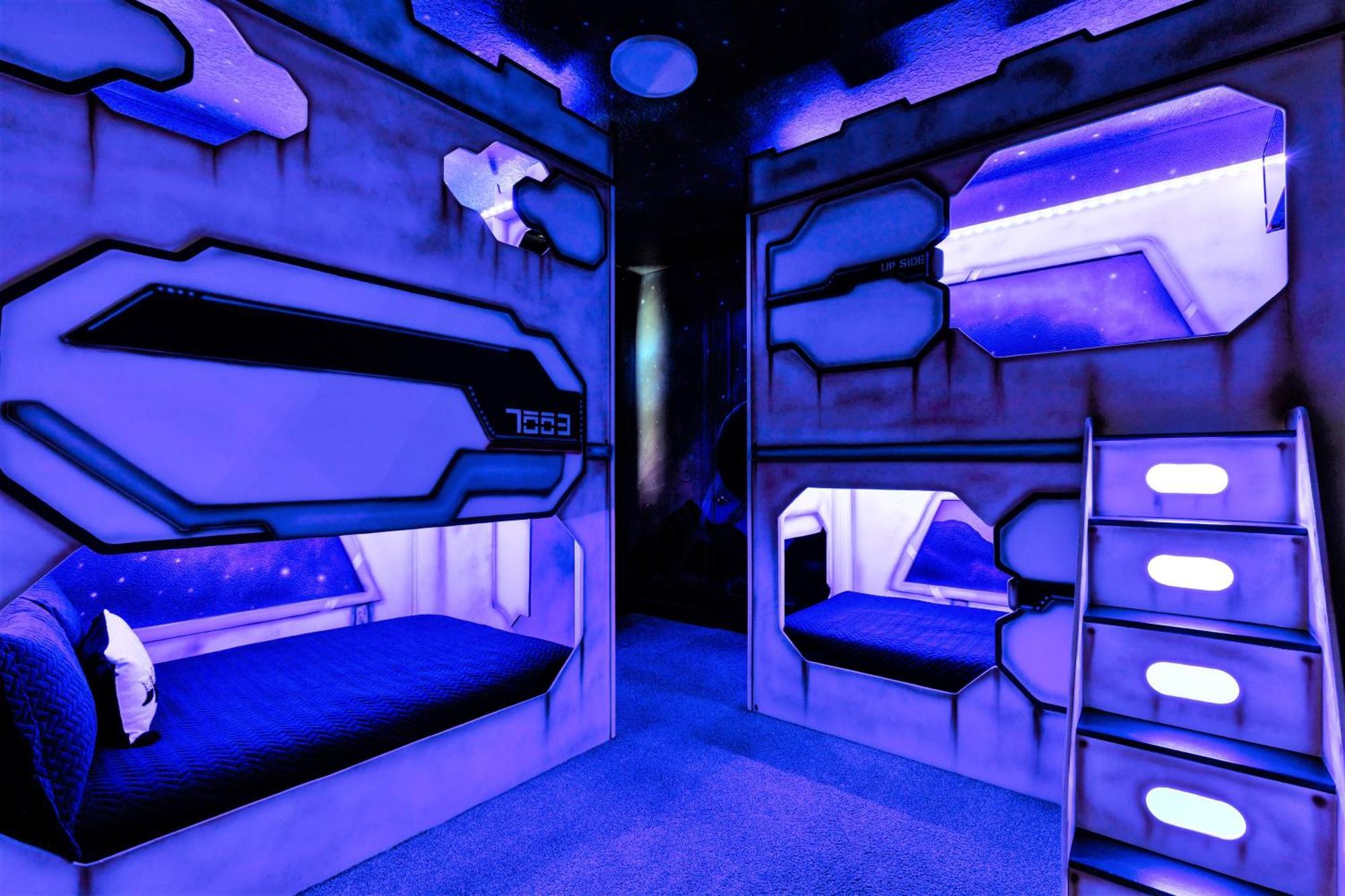 Epic Family Fun! Games & Theme Room, Pool - Encore Resort, Near Disney Орландо Экстерьер фото